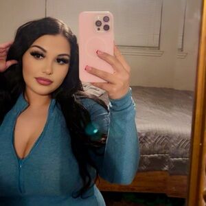 Meet your Posher, Kimberly